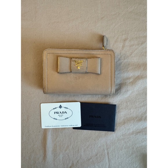 Prada Leather Wallet Bow Authentic Zip Around Coin Purse Original Box - Picture 5 of 13